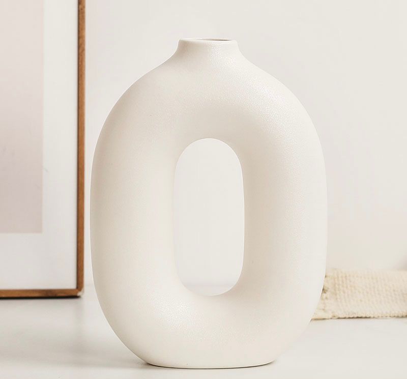 Nordic Hollow Ceramic Vase – White Minimalist Design